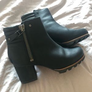 Womens Sorel Danica Bootie